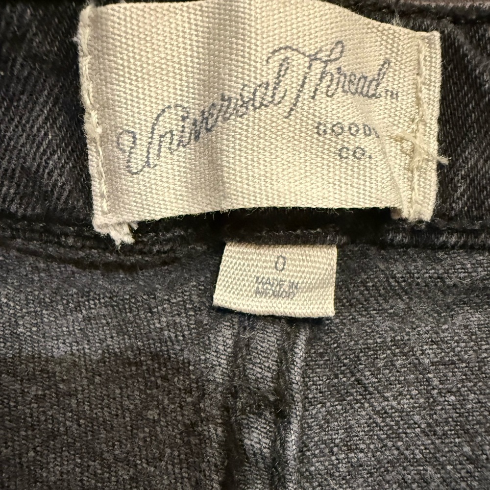 Universal Thread High Vintage Stretch Shortie Jean Shorts Black Wash Size 0 - Picture 5 of 8